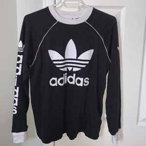 Adidas crewneck long sleeve shirt